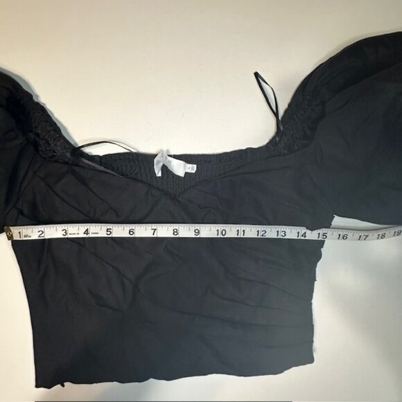 ASTR THE LABEL Laurana Off the Shoulder Linen & Cotton Crop Top Black Size L - Picture 7 of 10